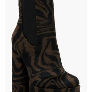 Jessica Simpson Black and Brown Patterned Heeled Boots